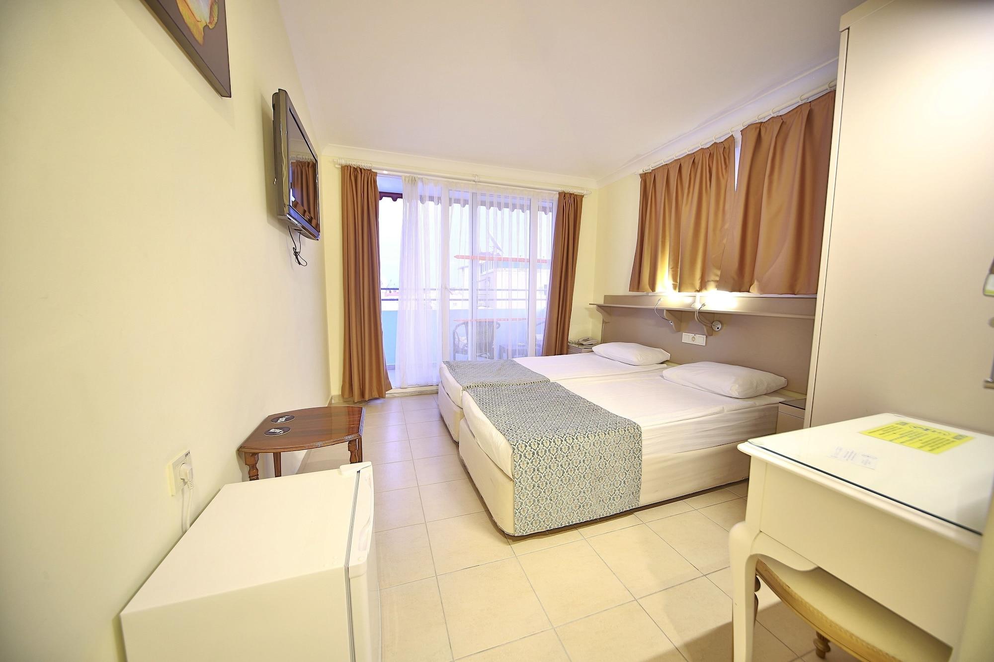 אלאניה Gallion Hotel מראה חיצוני תמונה